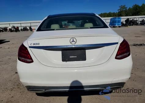 2015 Mercedes-Benz C 300 from USA, damaged, VIN 55SWF4JBXFU053653
